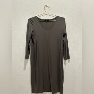 Eileen Fisher Gray Taupe V-Neck Dress quarter sleeve midi dress